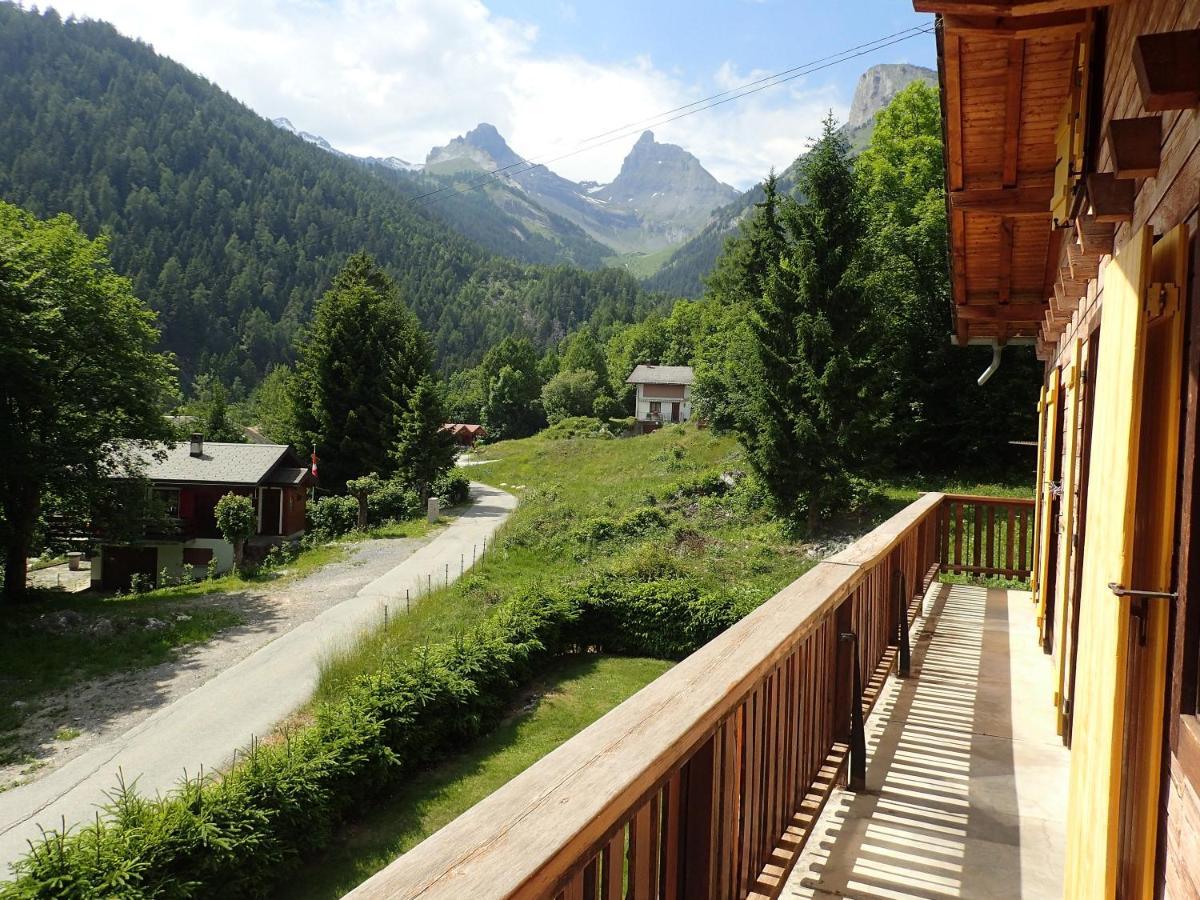 Chalet Le Muguet Villa Овроназ Екстериор снимка